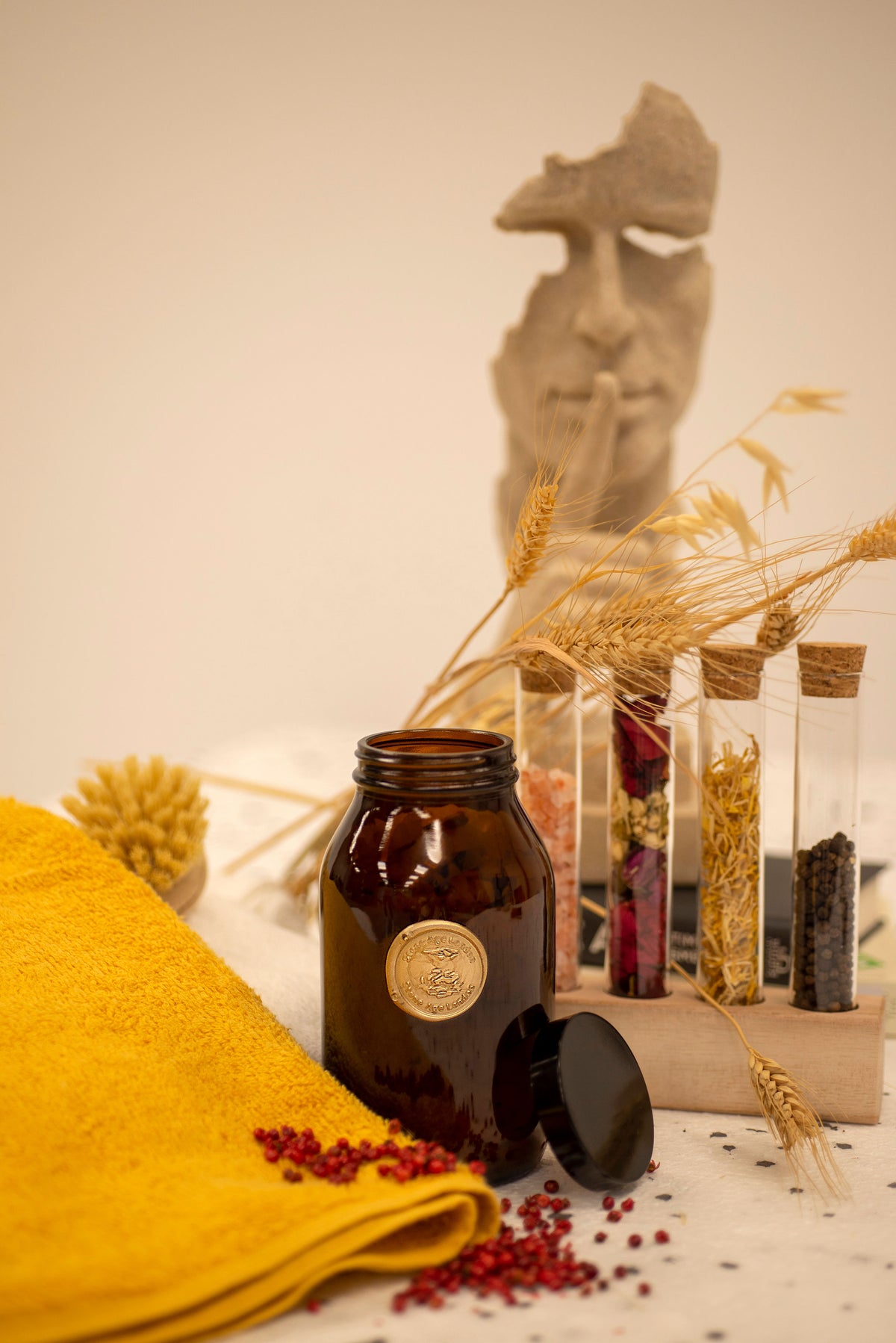 Woods and Spices Bath Salts - Stone Age London
